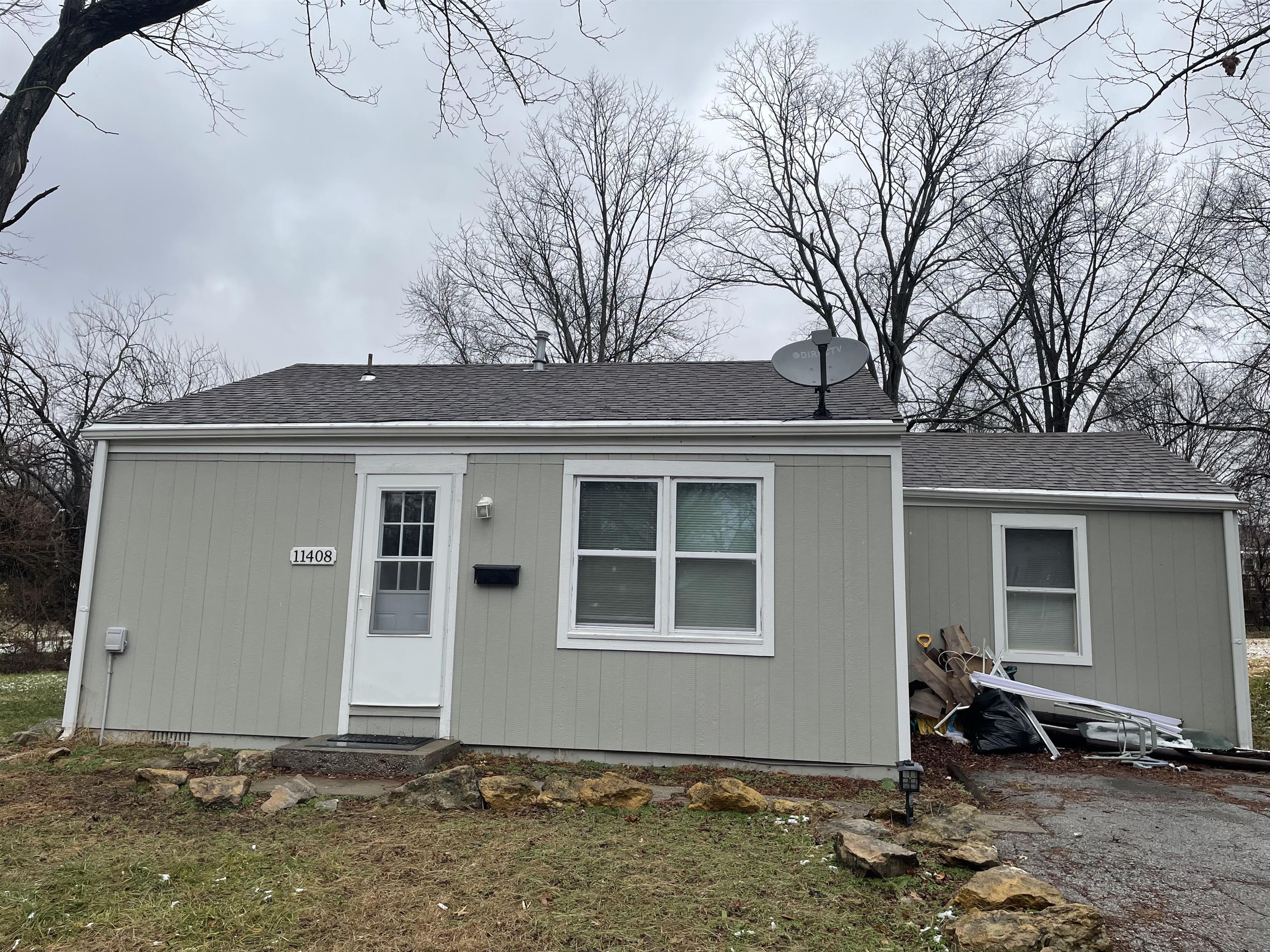 Property main image